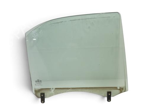 rear-right-door-window-kia-sorento-i-jc-2002-2003-2004-2005-2006-2007-2008-2009-2010-2011-39085555 main image