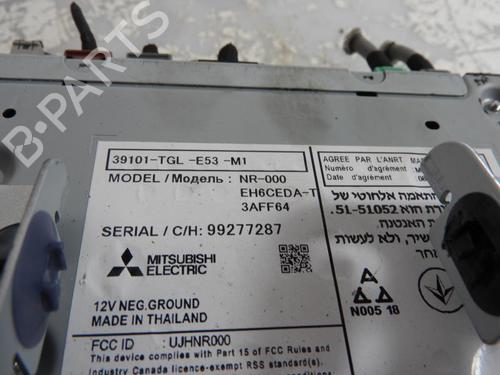 radio-honda-civic-x-hatchback-fc_-fk_-06395tgle53-2016-21967142 main image