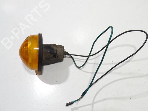 Used Right front indicator Right front indicator LAND ROVER 110/127 (LDH) 2.5 TD 4x4 (86 hp) 21825754 21825754