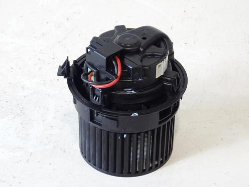 Heater blower motor RENAULT ARKANA I (LCM_, LDN_) 1.6 E-TECH 145 (LDMU) | BP20177437M62 