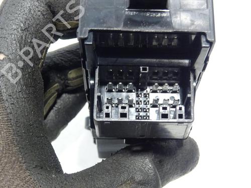 Used Left front window switch Left front window switch SUZUKI VITARA (LY) 1.4 Hybrid (Mild Hybrid) AllGrip (APK414) (129 hp) 33828816 33828816