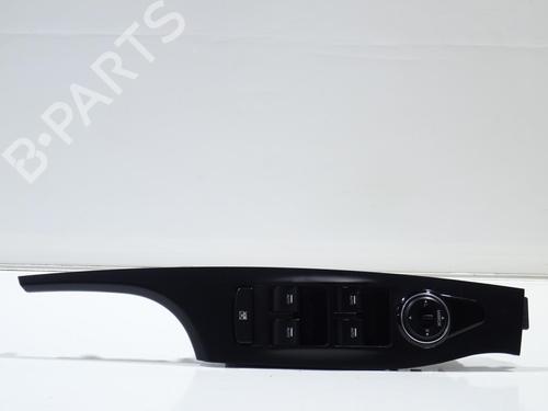 left-front-window-switch-hyundai-i40-i-vf-17-crdi-935703z3004x-2012-2013-2014-2015-2016-2017-2018-2019-21005702 main image
