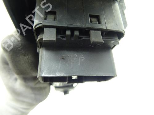 Left front window switch RENAULT CLIO II (BB_, CB_) 1.5 dCi (B/C2J) | BP29537413I27 