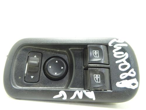 Used Left front window switch NISSAN NV400 Van (X62, X62B) [2011-2025]  29422208