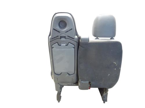 Right front seat RENAULT TRAFIC III Van (FG_) 1.6 dCi 125 (FGMH) | BP39605788C16 - Image 6