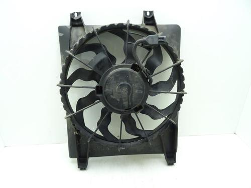 Used Radiator fan Radiator fan HYUNDAI SANTA FÉ II (CM) 2.2 CRDi GLS 4x4 (150 hp) 31993684 31993684
