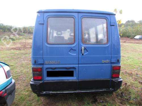 Used Parts RENAULT TRAFIC Bus (T_, P_, V_) 2.1 D 1827864