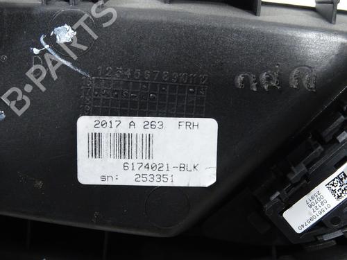 Used Front right interior door handle Front right interior door handle ALFA ROMEO STELVIO (949_) 2.2 D Q4 (949.AXE2A) (180 hp) 26281844 26281844