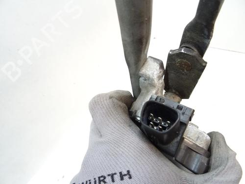 Used Front wiper motor TOYOTA AVENSIS Estate (_T25_) [2003-2008]  20053459