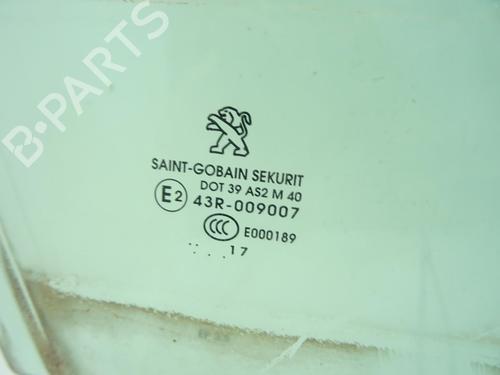 front-right-door-window-peugeot-2008-i-cu_-2013-33634485 main image