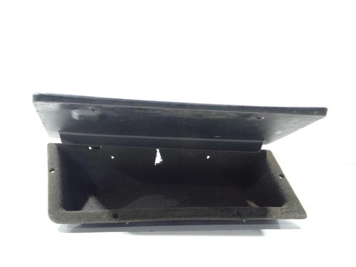 Used Glove box Glove box PEUGEOT 306 Break (7E, N3, N5) 1.4 (75 hp) 29896118 29896118
