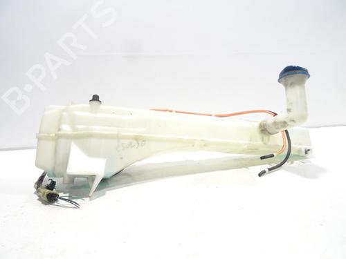 Used Windscreen washer tank SUZUKI GRAND VITARA I (FT, HT) 2.0 HDI 110 16V 4x4 (SQ420D, TD83V) (109 hp) 25976305