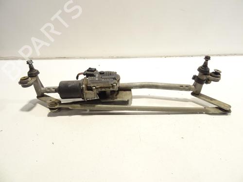 Used Front wiper motor VW PASSAT B7 Variant (365) 2.0 TDI 4motion (140 hp) 32447269