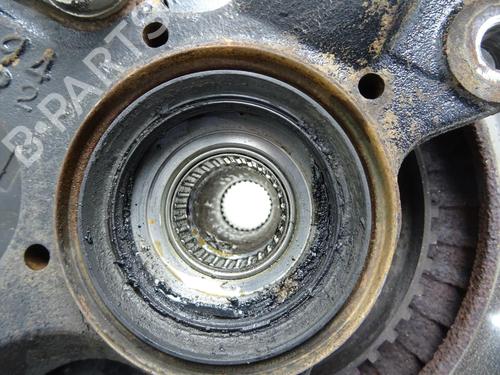 Right front steering knuckle MITSUBISHI PAJERO II (V3_W, V2_W, V4_W, V5_W) 2.5 TD 4WD (V24W) | BP30151051M26