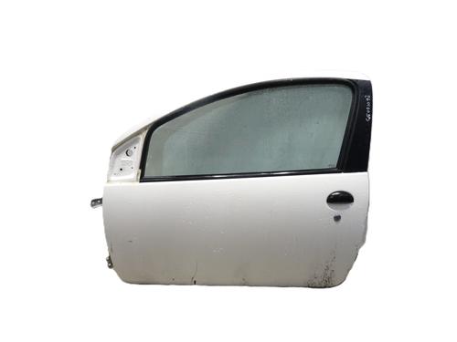 Porte avant gauche PEUGEOT 107 (PM_, PN_) 1.0 (68 hp) 31906172