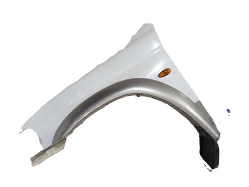 Forskærm venstre MITSUBISHI PAJERO SPORT I (K7_, K9_) 2.5 TD (K94W, K74T) (115 hp) 32527824