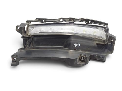 right-daytime-light-citroen-c4-aircross-2010-39550880 main image