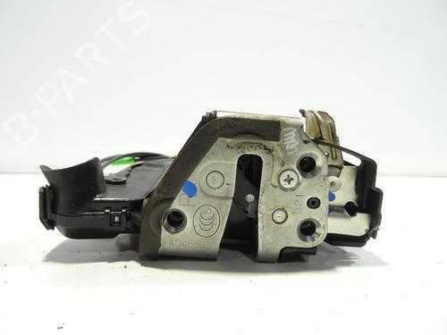 Front right lock TOYOTA AURIS (_E15_) 1.4 D-4D (NDE150_, NDE150R) | BP20178663C97 