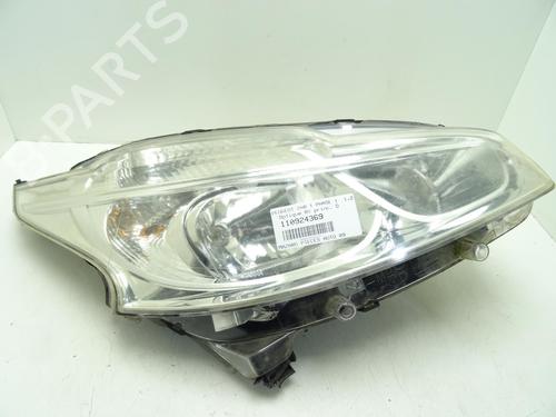 Used Right headlight PEUGEOT 208 I (CA_, CC_) 1.2 VTI 82 (82 hp) 28283476