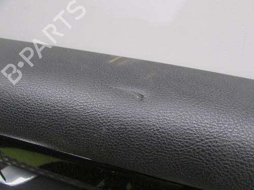 Used Front right panel Front right panel LAND ROVER DISCOVERY IV (L319) 3.0 SDV6 4x4 (256 hp) 21273920 21273920