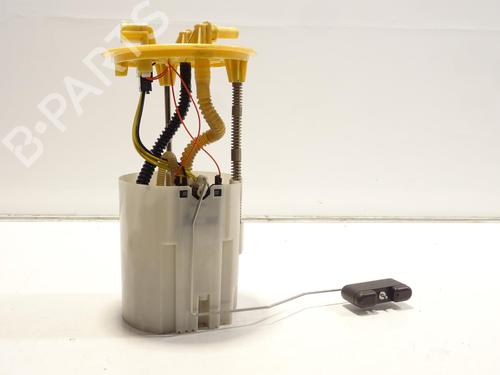 Used Fuel pump RENAULT MASTER III Van (FV) 2.3 dCi 135 FWD (FV0N, FV08, FV06, FV00, FV1S) (136 hp) 28477173