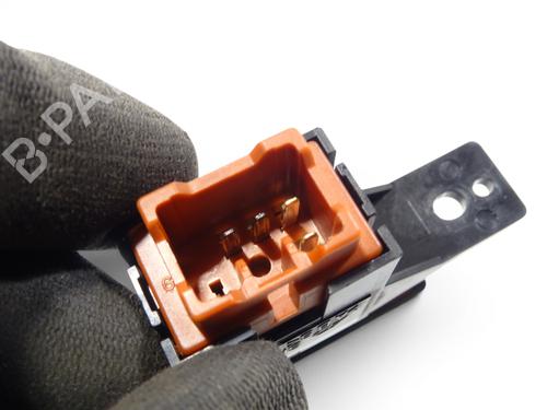 warning-switch-suzuki-grand-vitara-ii-jt-te-td-2005-36763937 main image