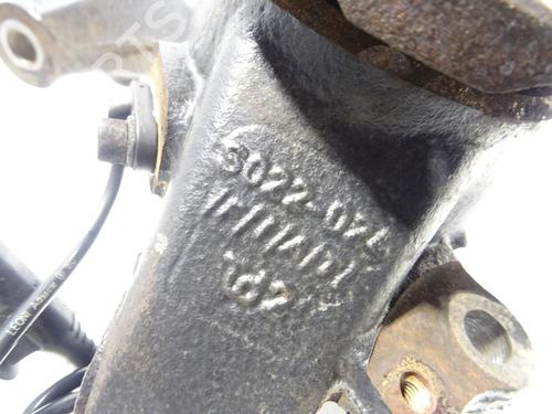 Left front steering knuckle FIAT FIORINO Box Body/MPV (225_) 1.3 D Multijet (225BXD1A, 225BXB1A, 225BXB11) | BP28520369M25