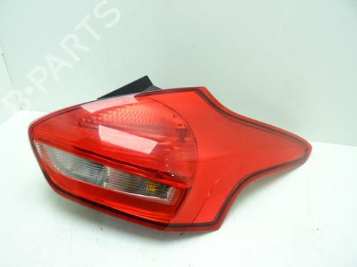 Used Right taillight FORD FOCUS III 1.5 TDCi (120 hp) 25441147