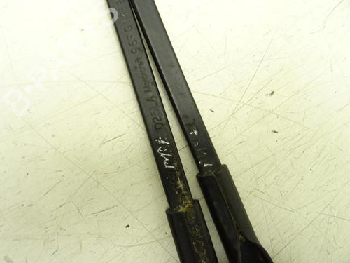 Front windshield wiper arm FORD FIESTA IV (JA_, JB_) 1.3 i | BP29599576C143 