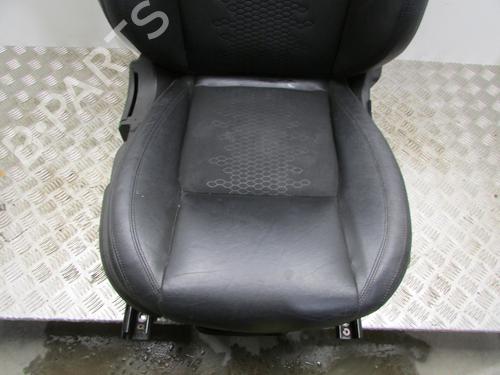Used Right front seat Right front seat LAND ROVER DISCOVERY SPORT (L550) [2014-2026] 25588145 25588145