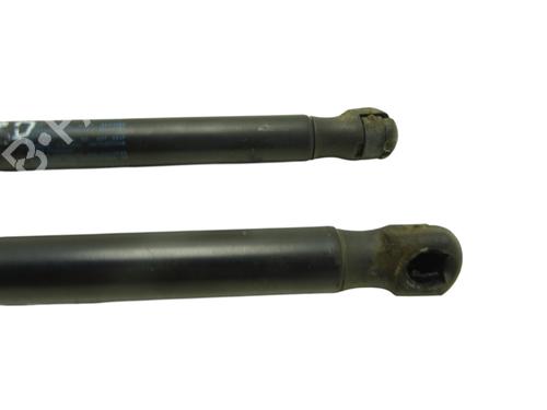 Used Tailgate lift support Tailgate lift support 37067682 37067682
