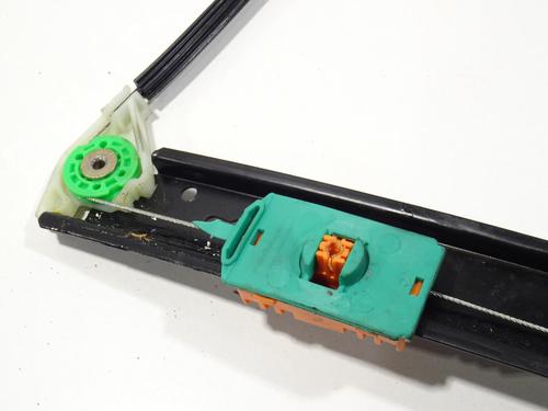 front-right-window-mechanism-audi-a6-c5-avant-4b5-4b6-1997-1998-1999-2000-2001-2002-2003-2004-2005-2006-37726229 main image