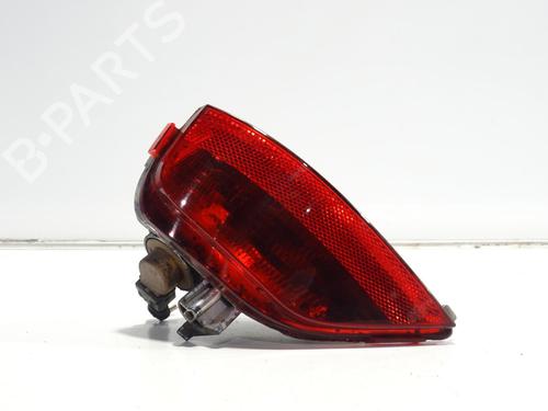 rear-fog-light-renault-megane-iv-hatchback-b9amn_-2015-30778235 main image