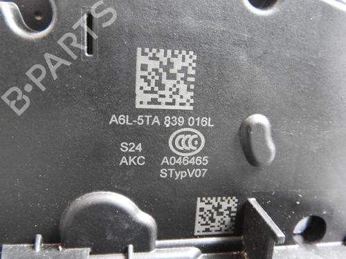 Used Rear right lock SKODA KAMIQ (NW4) 1.0 TSI (116 hp) 20058720