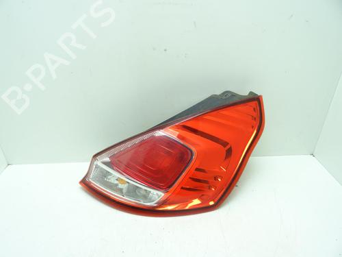 Used Right taillight FORD FIESTA VI (CB1, CCN) 1.5 TDCi (75 hp) 32452109