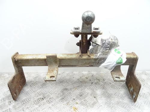 Tow ball/Mechanism PEUGEOT 106 I (1A, 1C) 1.5 D BP29209635C141