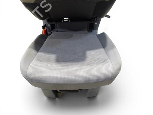 Rear seat (3rd row) VW MULTIVAN T7 (STM, STN) 1.4 eHybrid | BP36059201I24 - Image 2