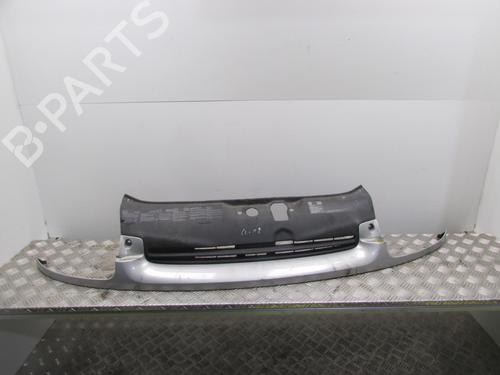 Used Grille RENAULT CLIO II (BB_, CB_) 1.4 (B/CB0C, B/CB0S) (75 hp) 24431314