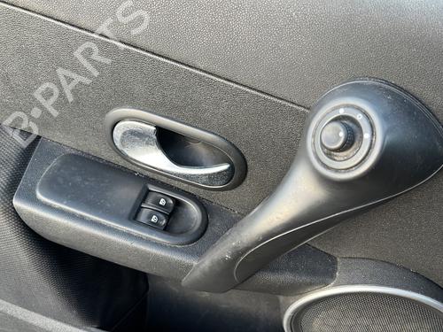 Steering column stalk RENAULT CLIO III (BR0/1, CR0/1) 1.5 dCi (BR17, CR17) | BP30648396I23 