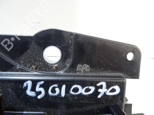 gear-lever-renault-megane-iii-hatchback-bz01_-b3_-2008-31968174 main image