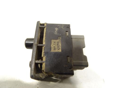 mirror-switch-nissan-pick-up-d22-1997-30910761 main image
