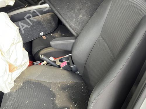 Left front driveshaft TOYOTA COROLLA Verso (ZER_, ZZE12_, R1_) 2.2 D-4D (AUR10_, AUR10R) | BP32447369M38