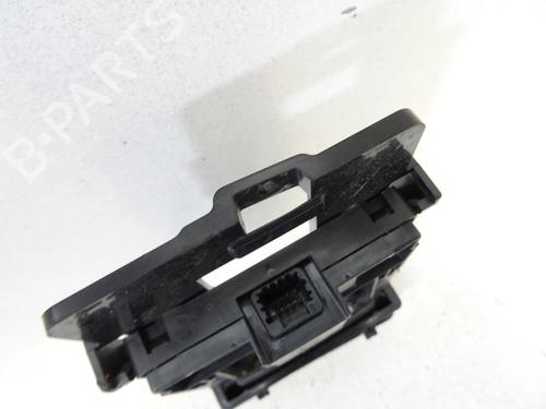 Used Card reader Card reader RENAULT LAGUNA III Grandtour (KT0/1) 2.0 dCi (KT01, KT08, KT09, KT0K, KT12, KT1D, KT1W) (150 hp) 20066122 20066122