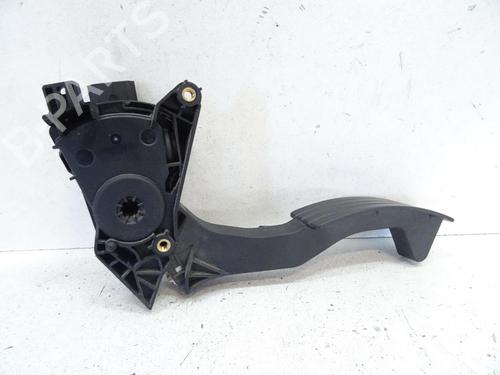 Used Pedal Pedal RENAULT TWINGO III (BCM_, BCA_) 1.0 SCe 70 (71 hp) 20064219 20064219