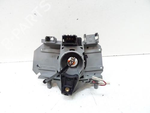 squib-airbag-renault-scenic-i-mpv-ja01_-fa0_-1999-2000-2001-2002-2003-2004-2005-2006-2007-2008-2009-2010-32018470 main image