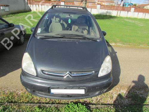 Left headlight CITROËN XSARA PICASSO (N68) 2.0 HDi | BP20059235C28 