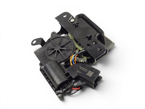 Tailgate lock TESLA MODEL 3 (5YJ3) EV AWD | BP37067454C101 - Image 2