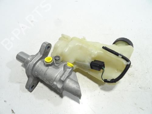 Used Brake master cylinder Brake master cylinder RENAULT MEGANE IV Hatchback (B9A/M/N_) 1.6 TCe 205 (B9MV) (205 hp) 25892187 25892187