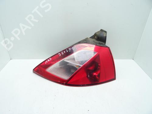 right-taillight-renault-megane-ii-bm01_-cm01_-2001-2002-2003-2004-2005-2006-2007-2008-2009-2010-2011-2012-32424152 main image