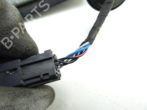 Left mirror OPEL ZAFIRA A MPV (T98) 2.0 DTI 16V (F75) | BP30104093C26